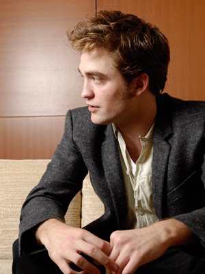 Robert Pattinson - 000ep8hs.jpg