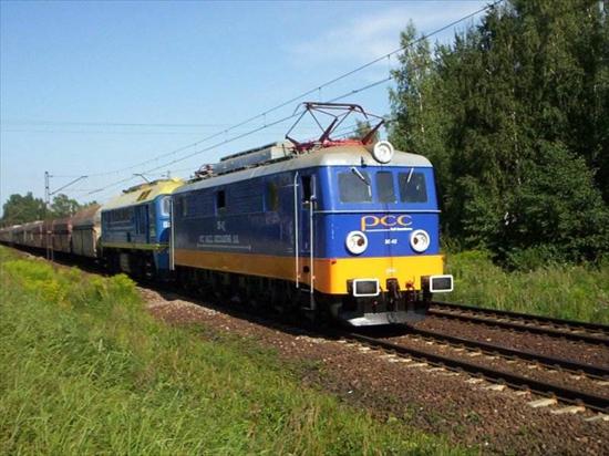 pociągi - 3E-42_18.08.2005_Zyrardow.jpg